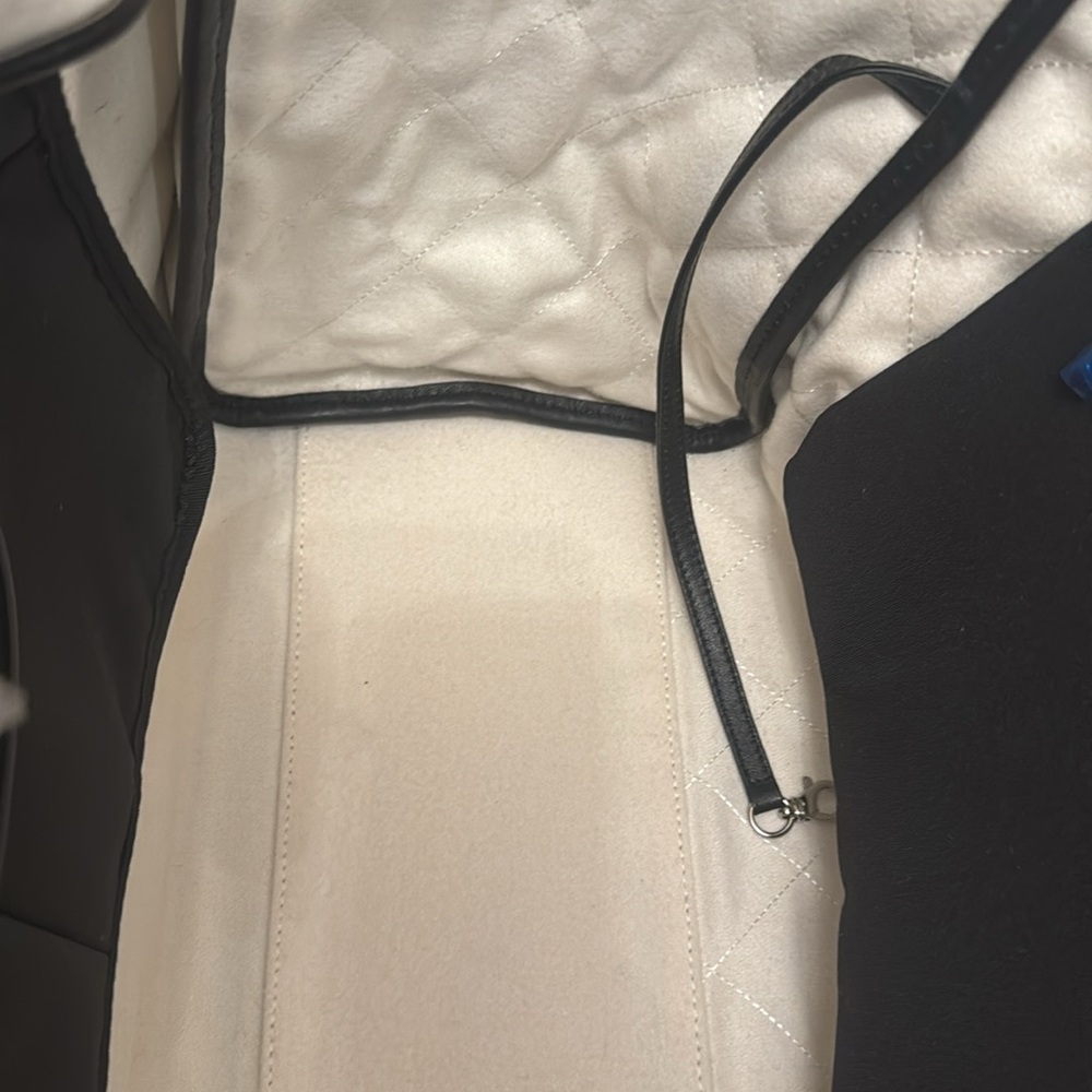 Black and White Canvas CC Logo Tote NWOT - Picture 10 of 12